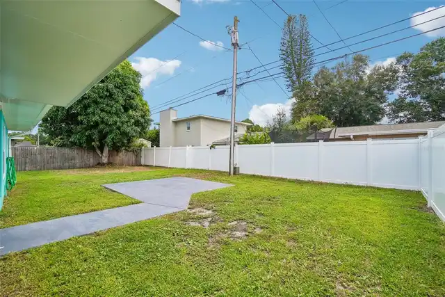 Listing Photo 32