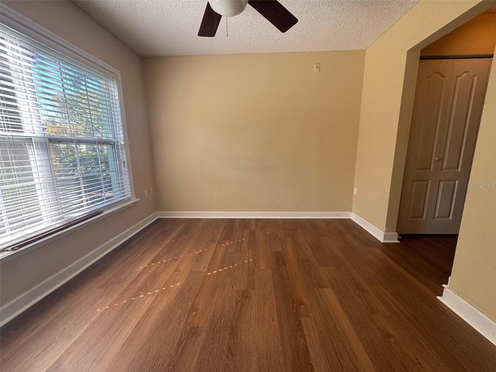Listing Photo 7