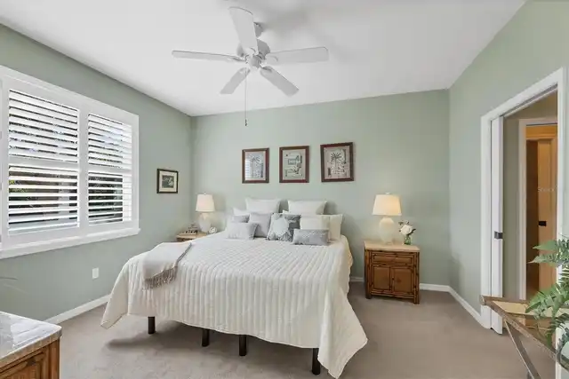Listing Photo 12