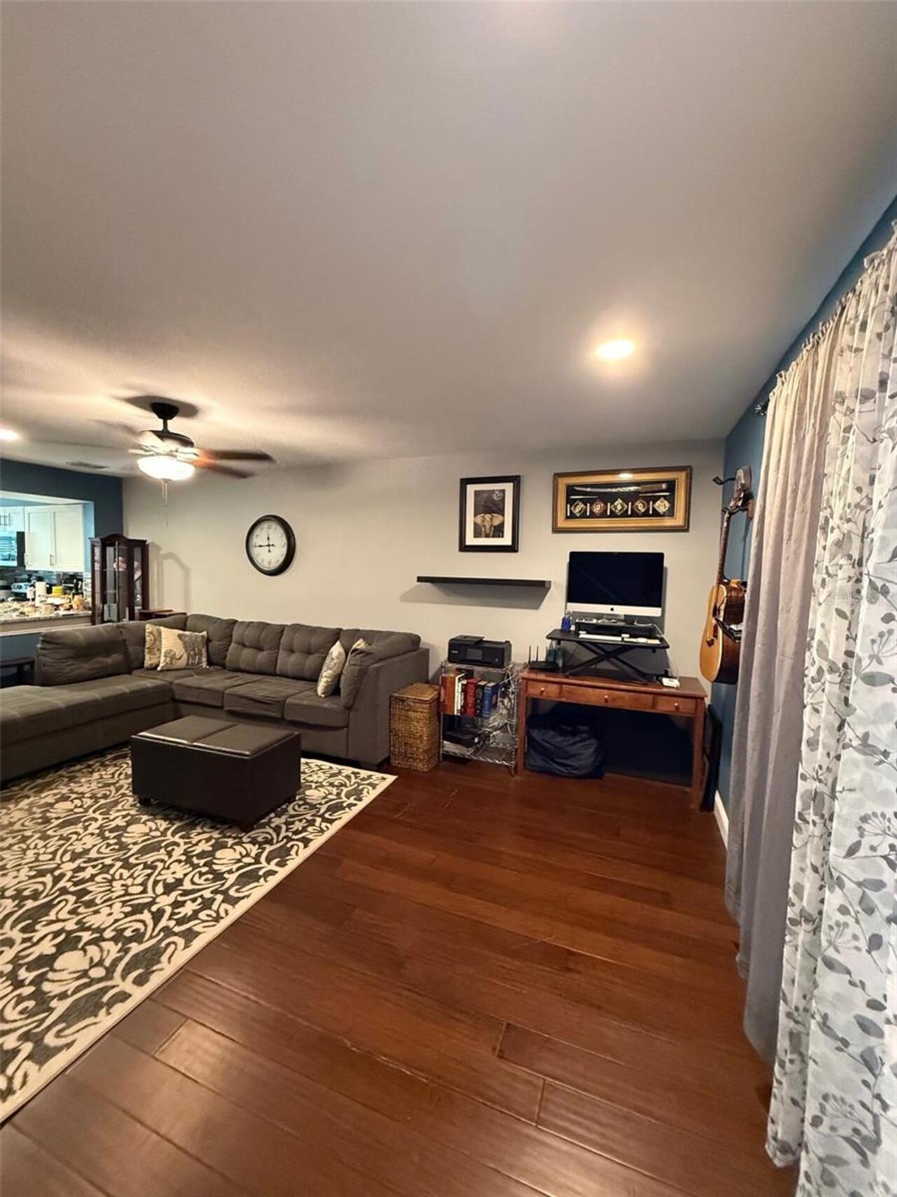 Listing Photo 11