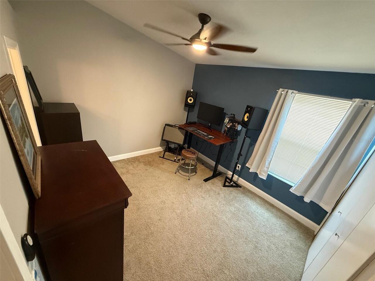 Listing Photo 17