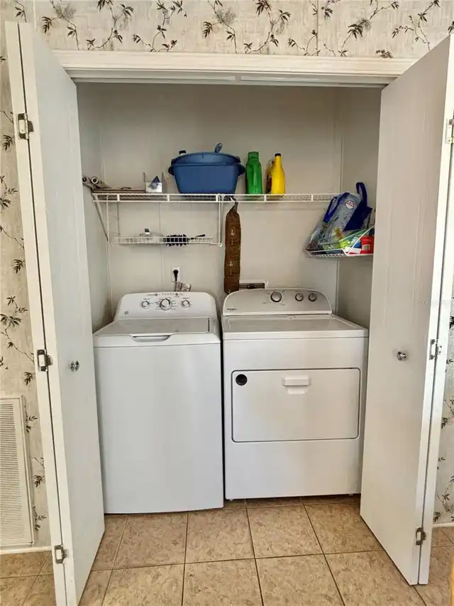 Listing Photo 11
