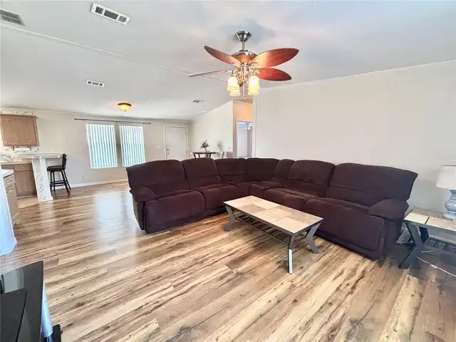Listing Photo 13