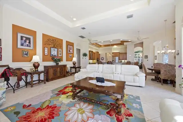 Listing Photo 14