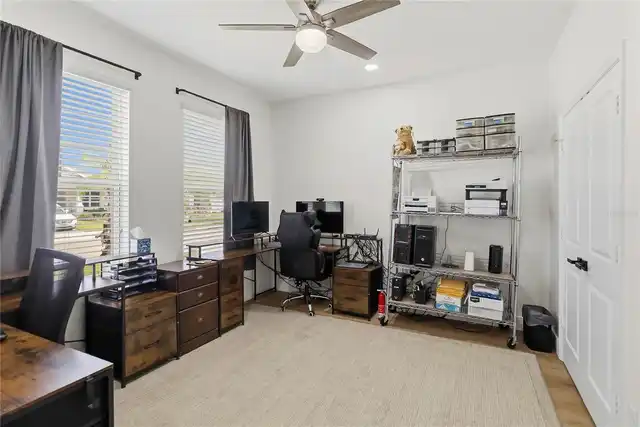 Listing Photo 15