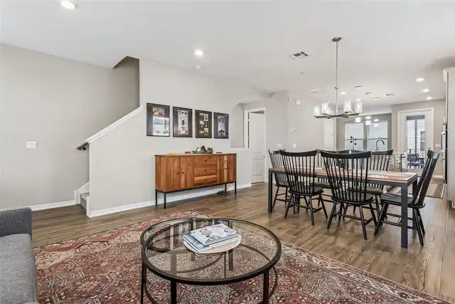 Listing Photo 16