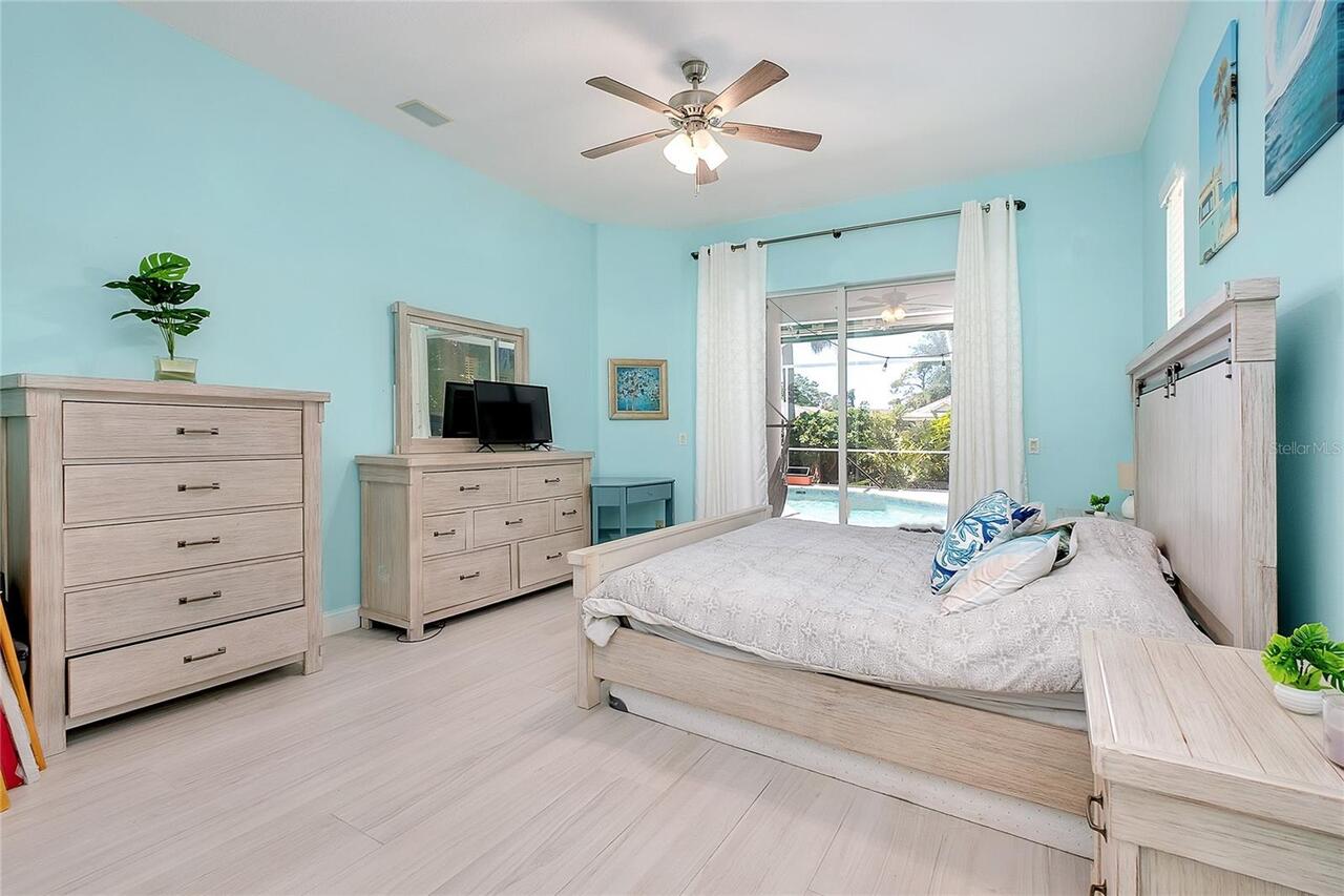 Listing Photo 35