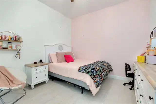 Listing Photo 43