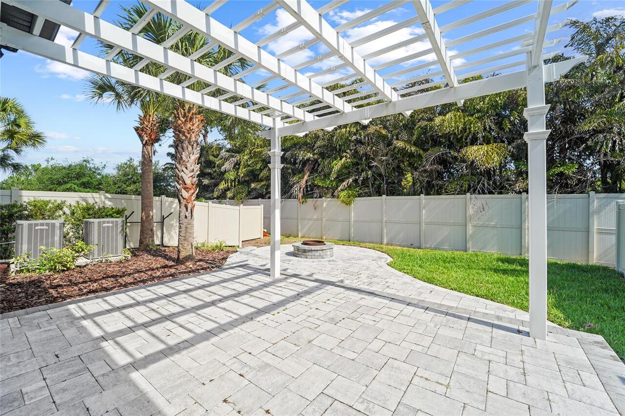 Listing Photo 6
