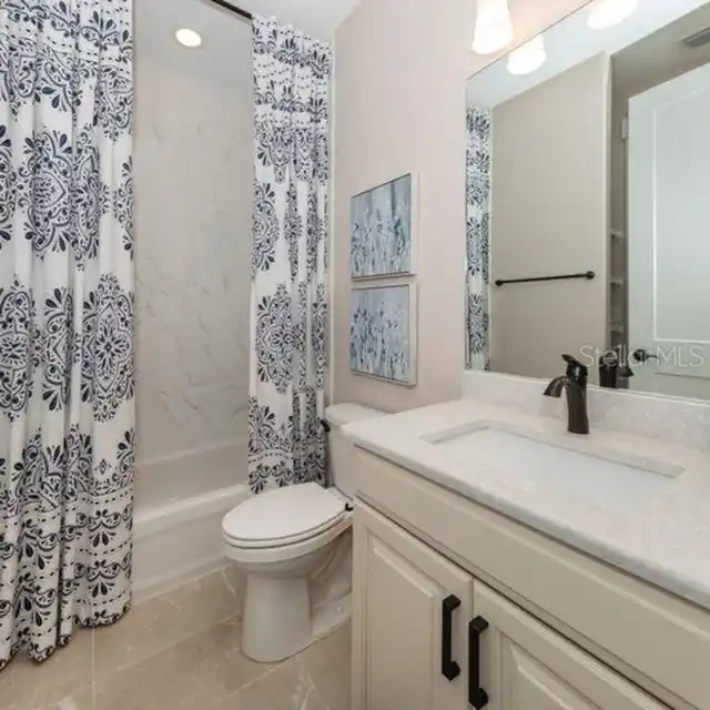 Listing Photo 9