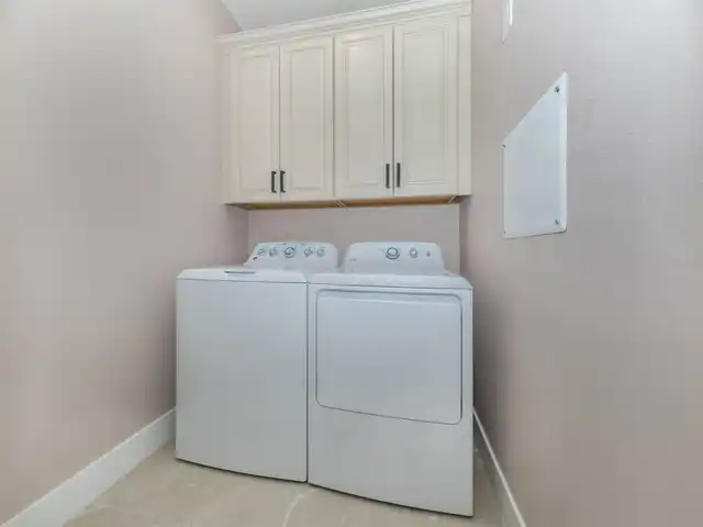 Listing Photo 10