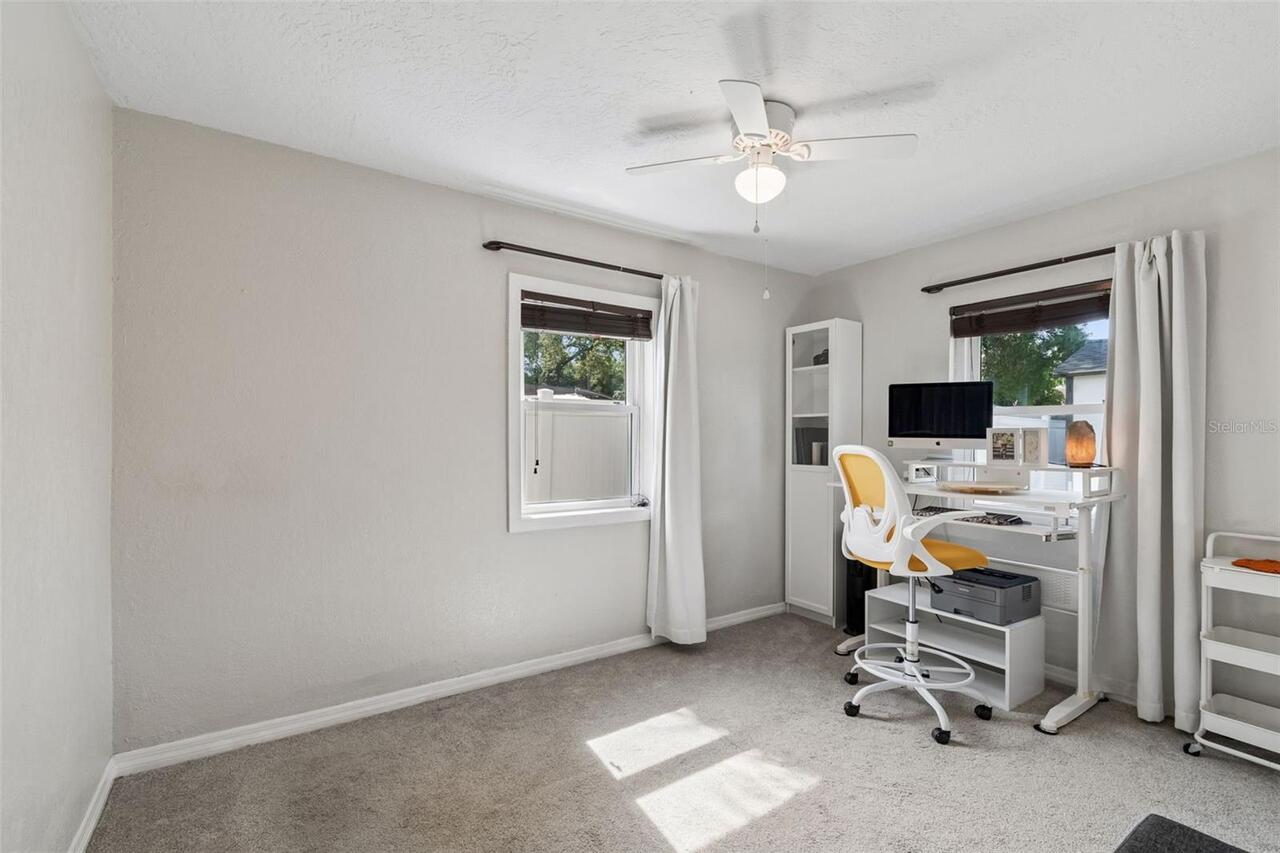 Listing Photo 11