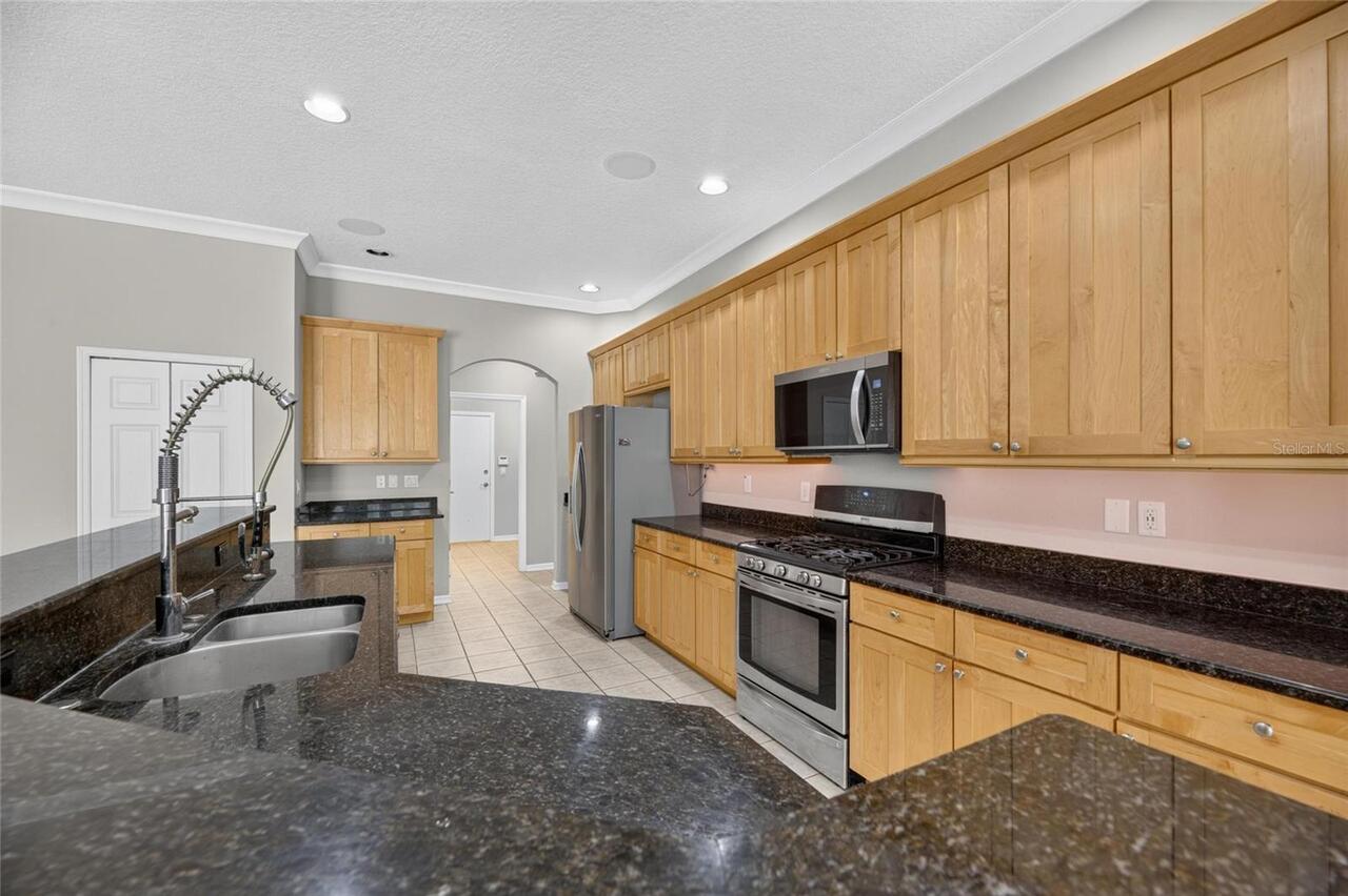 Listing Photo 16