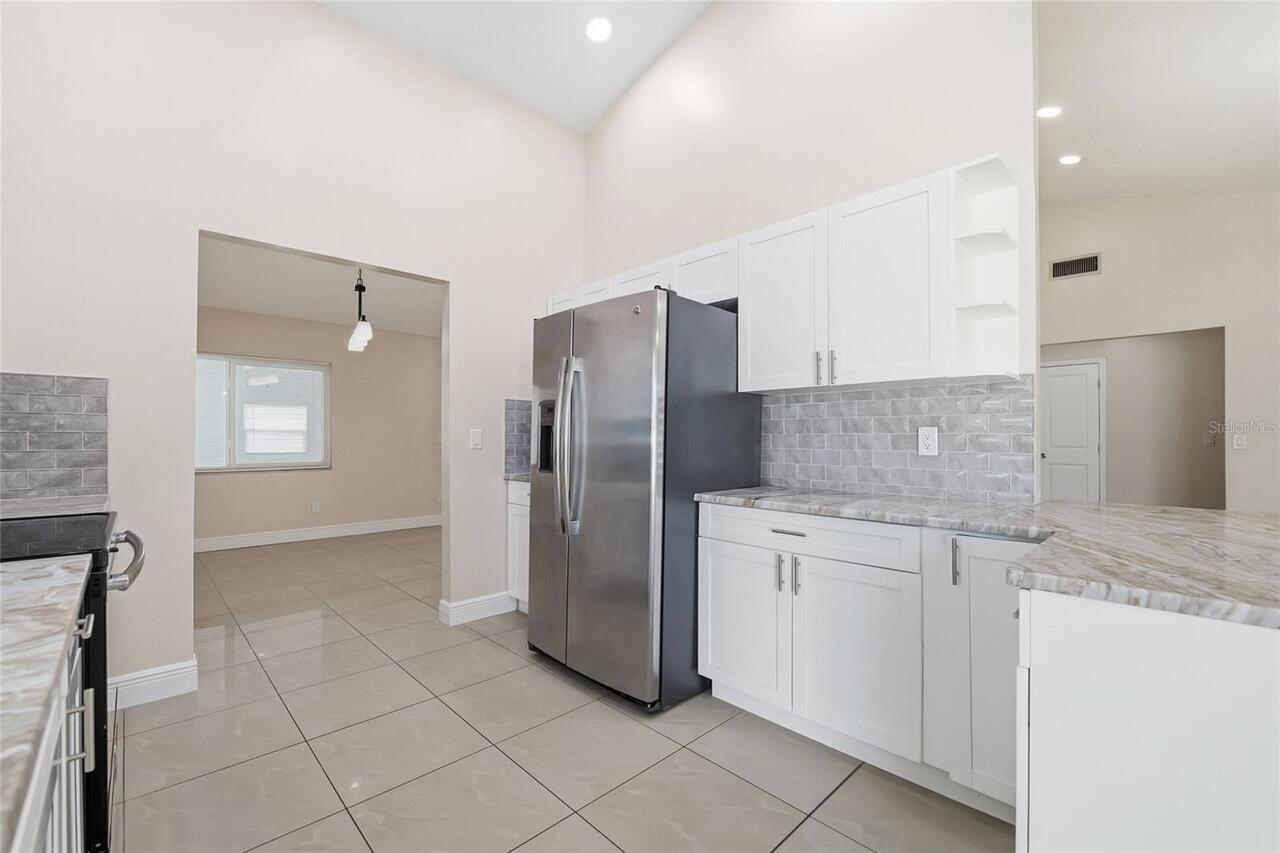 Listing Photo 14