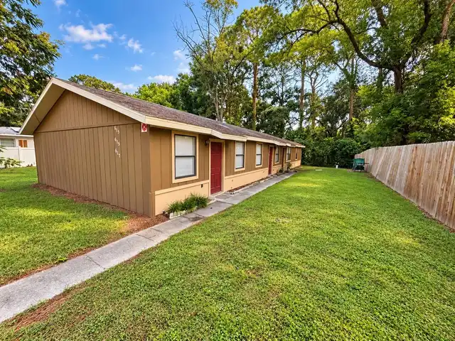 Listing Photo 11