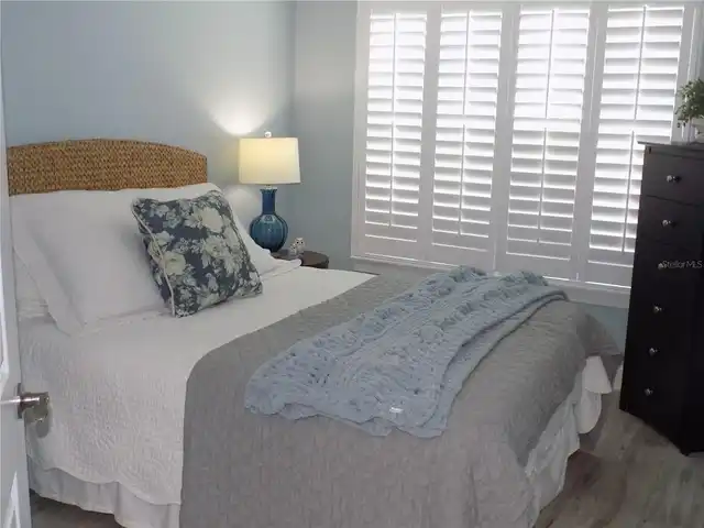 Listing Photo 14