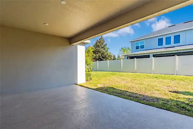 Listing Photo 16