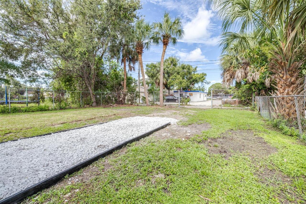 Listing Photo 38