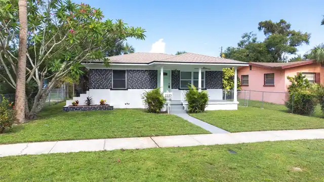 Listing Photo 43