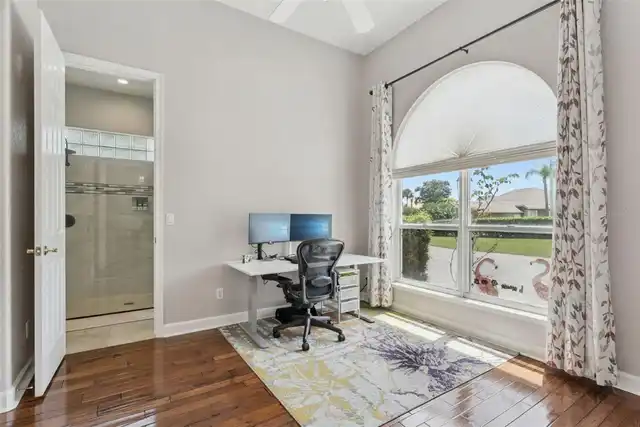 Listing Photo 6