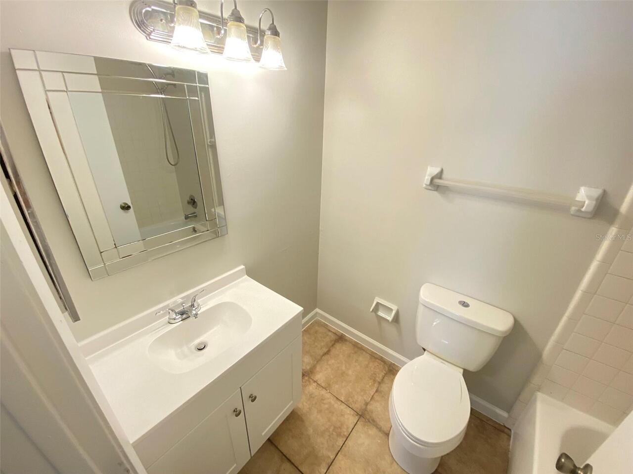 Listing Photo 14