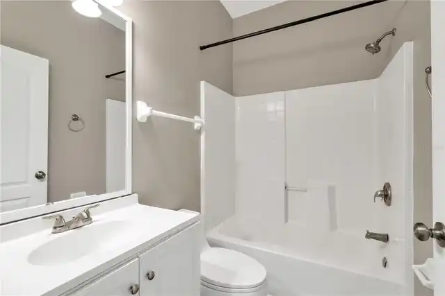 Listing Photo 14