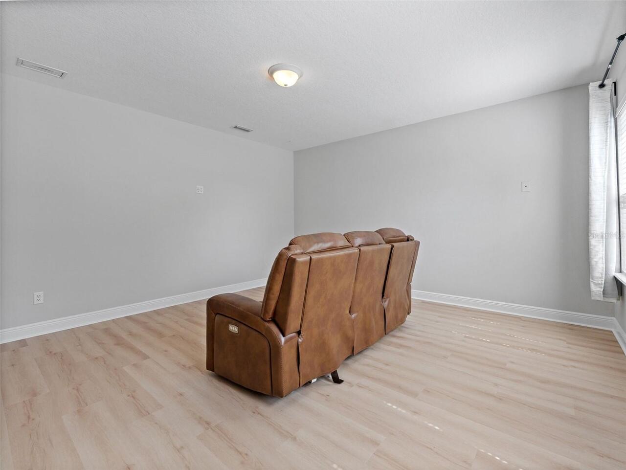 Listing Photo 42