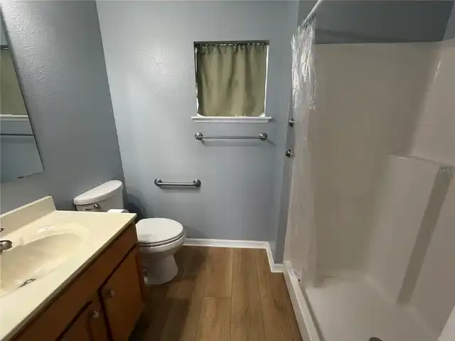 Listing Photo 18