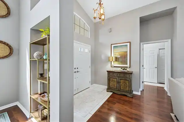 Listing Photo 17