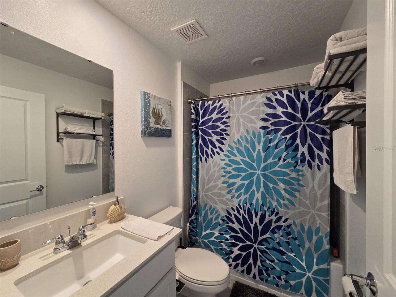 Listing Photo 12