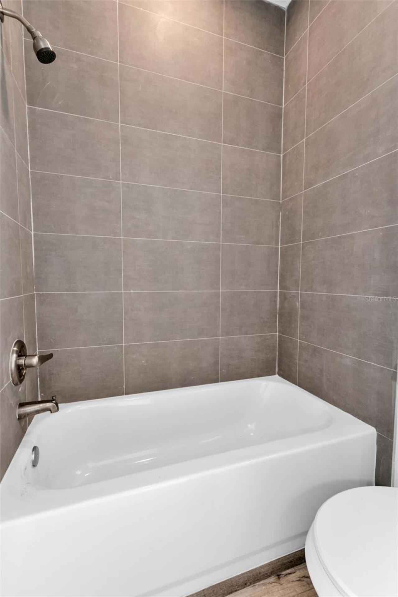 Listing Photo 43