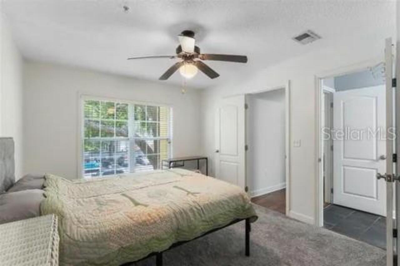 Listing Photo 12