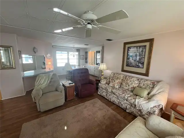Listing Photo 7