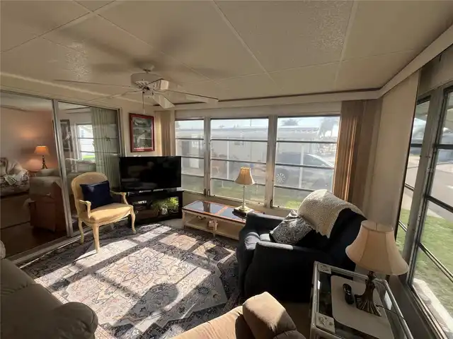 Listing Photo 22