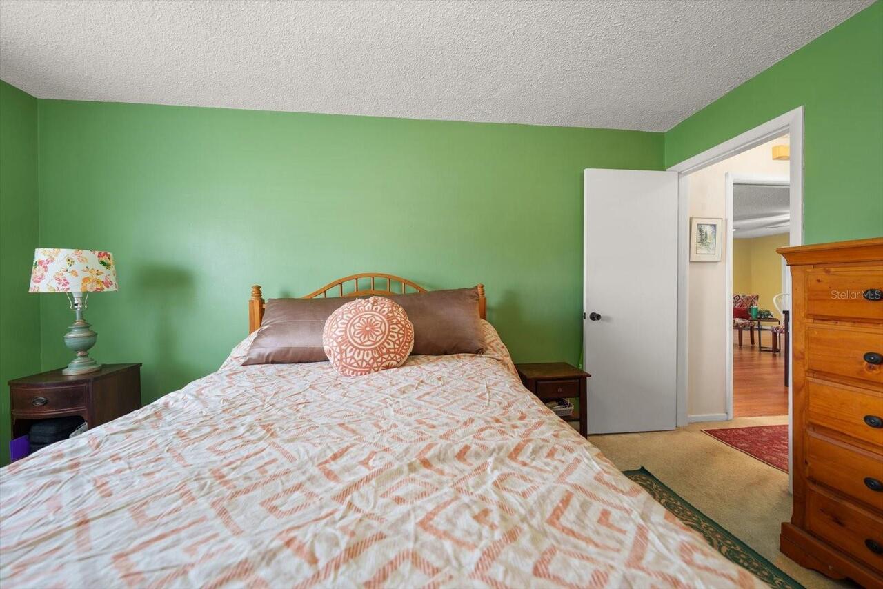 Listing Photo 17
