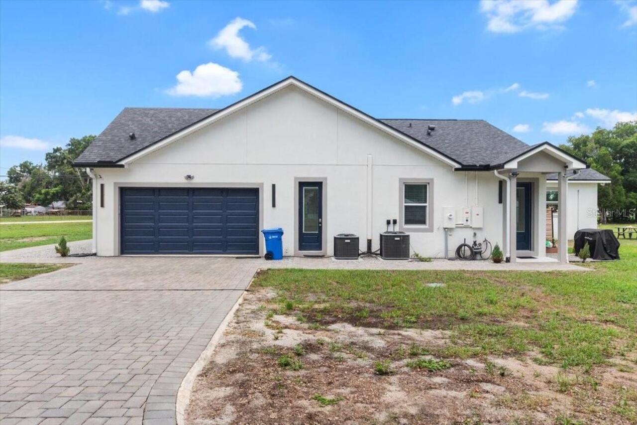 Listing Photo 8
