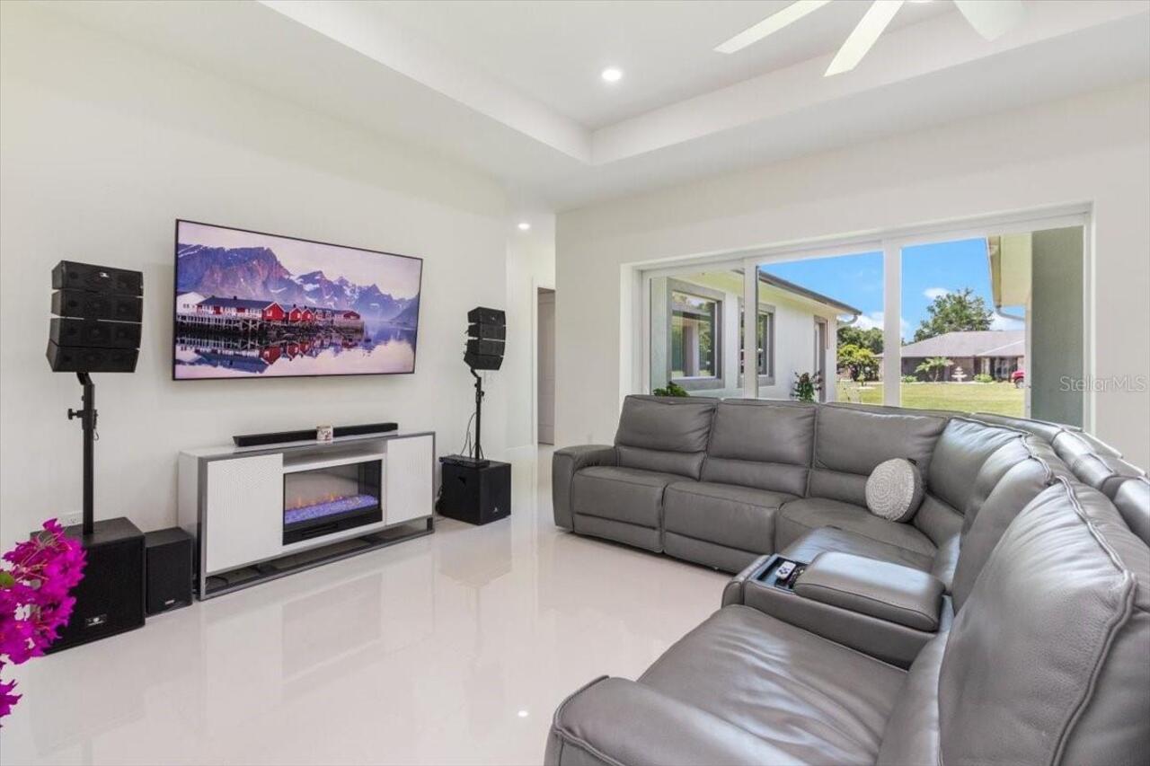 Listing Photo 15