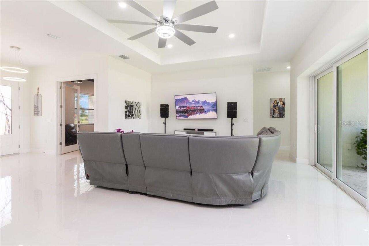 Listing Photo 16