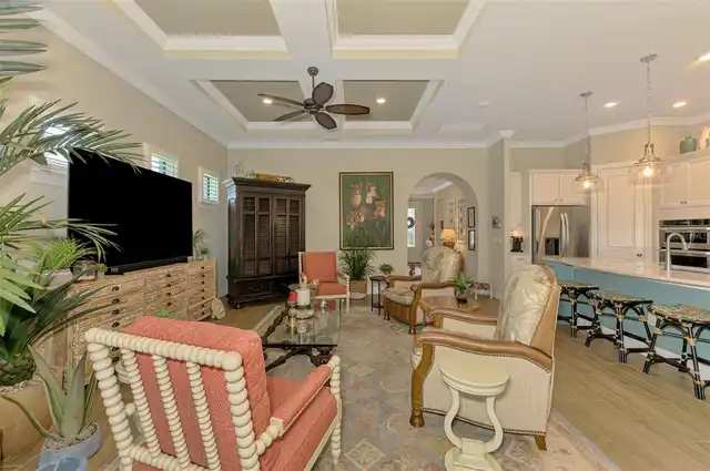 Listing Photo 18