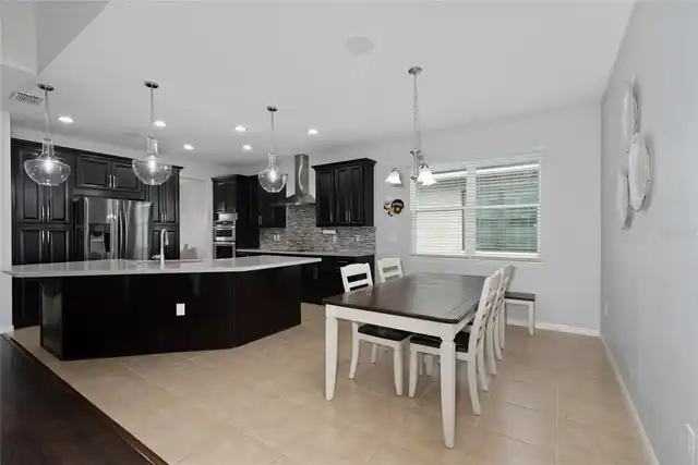 Listing Photo 14