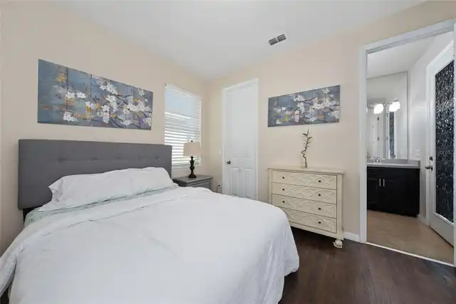 Listing Photo 29