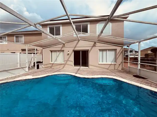 Listing Photo 18