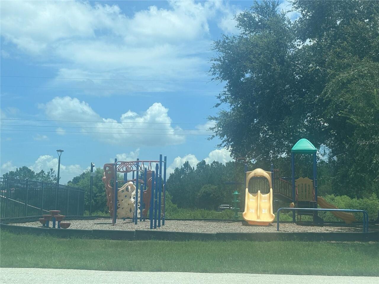 Listing Photo 18