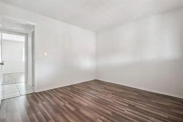Listing Photo 21