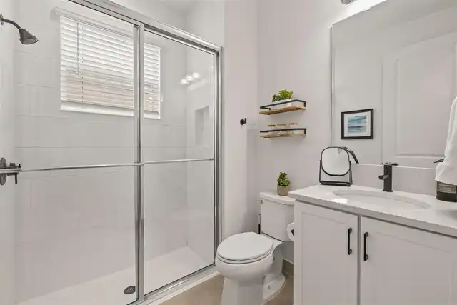Listing Photo 16