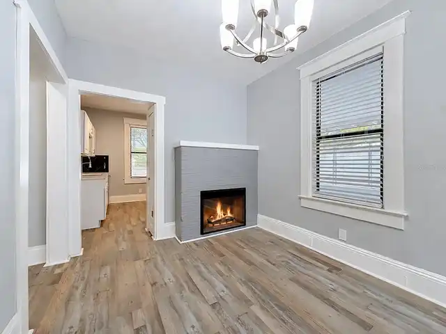 Listing Photo 6
