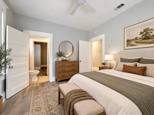 Listing Photo 17