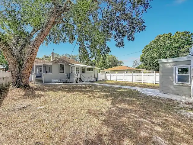 Listing Photo 29