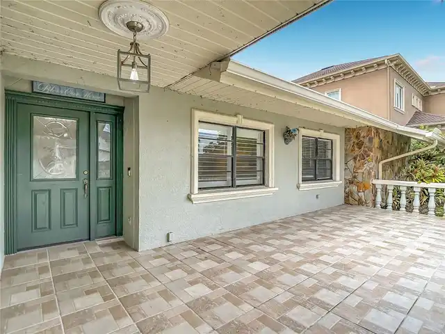 Listing Photo 9