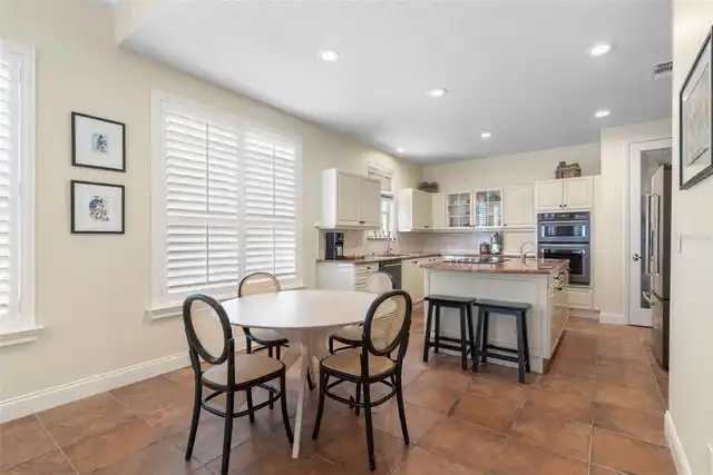 Listing Photo 17